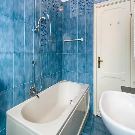 Dante Flexyrent Apartman Rapallo